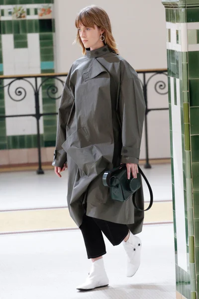 Look 17